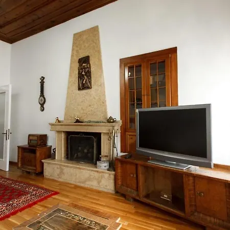 Emblematic House 2 ゲストハウス