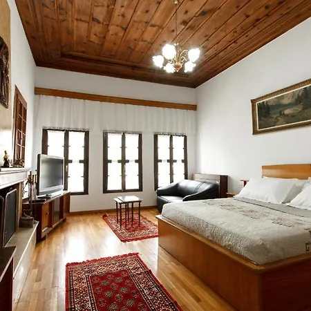 ゲストハウス Emblematic House 2 ジロカストラ