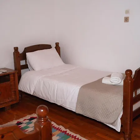 Emblematic House 2 ゲストハウス *