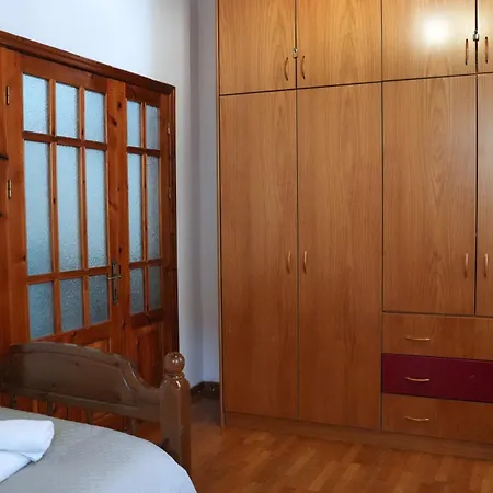 Emblematic House 2 ゲストハウス *