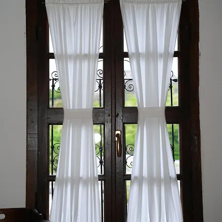 Konukevi Emblematic House 2 Gjirokastër