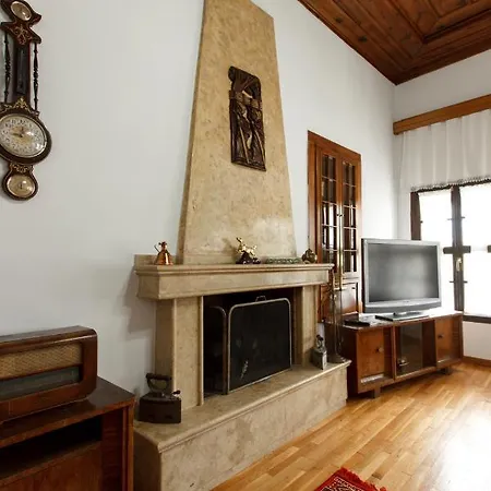 Penzion Emblematic House 2 Gjirokastër