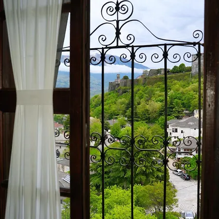 Emblematic House 2 *